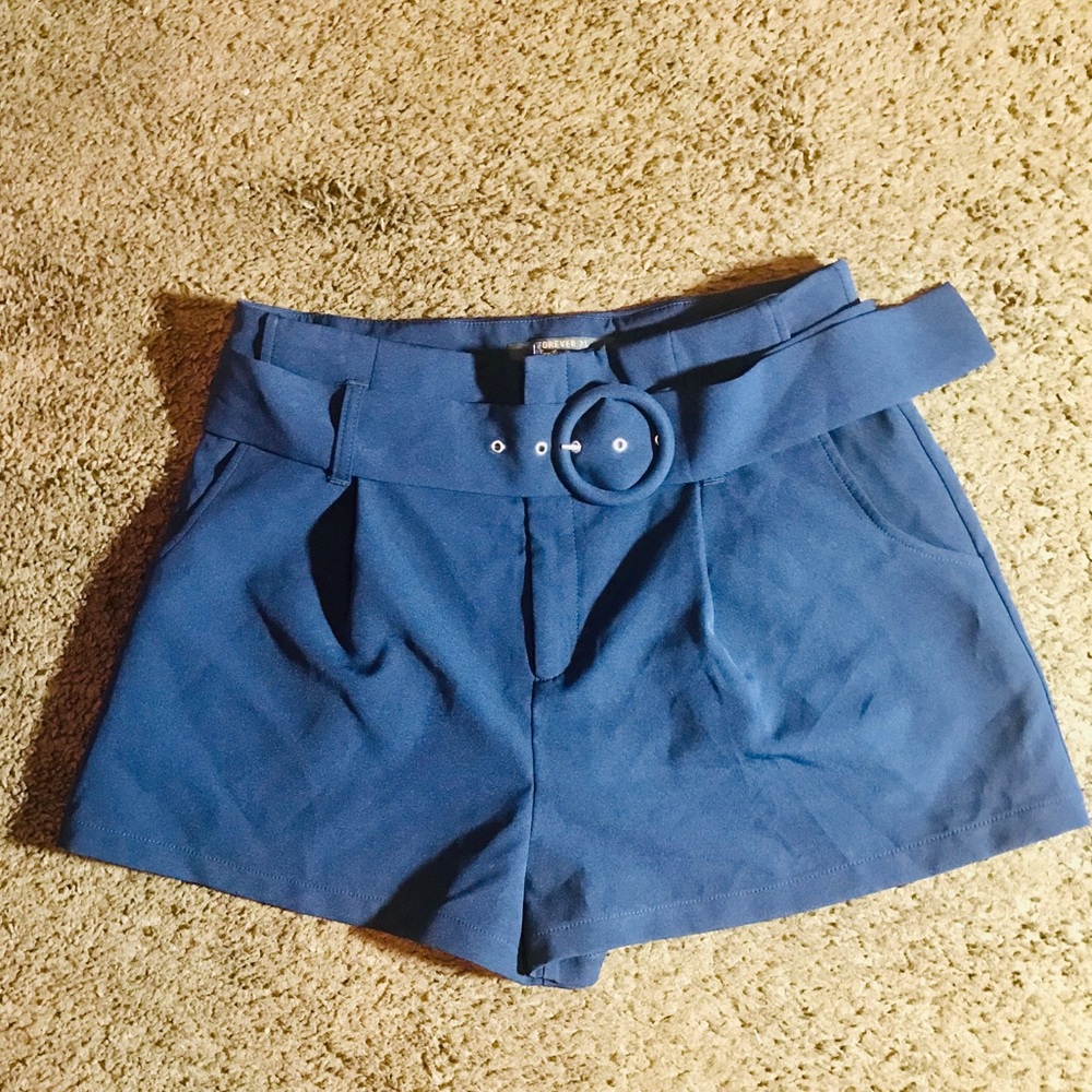 🌸Belted Shorts - Picture 3 of 8